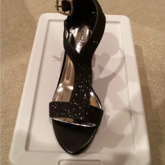 NWOT Easy Street Alive 5 Dance Flex Black Glitter Heels size 8 NARROW - Picture 3 of 7